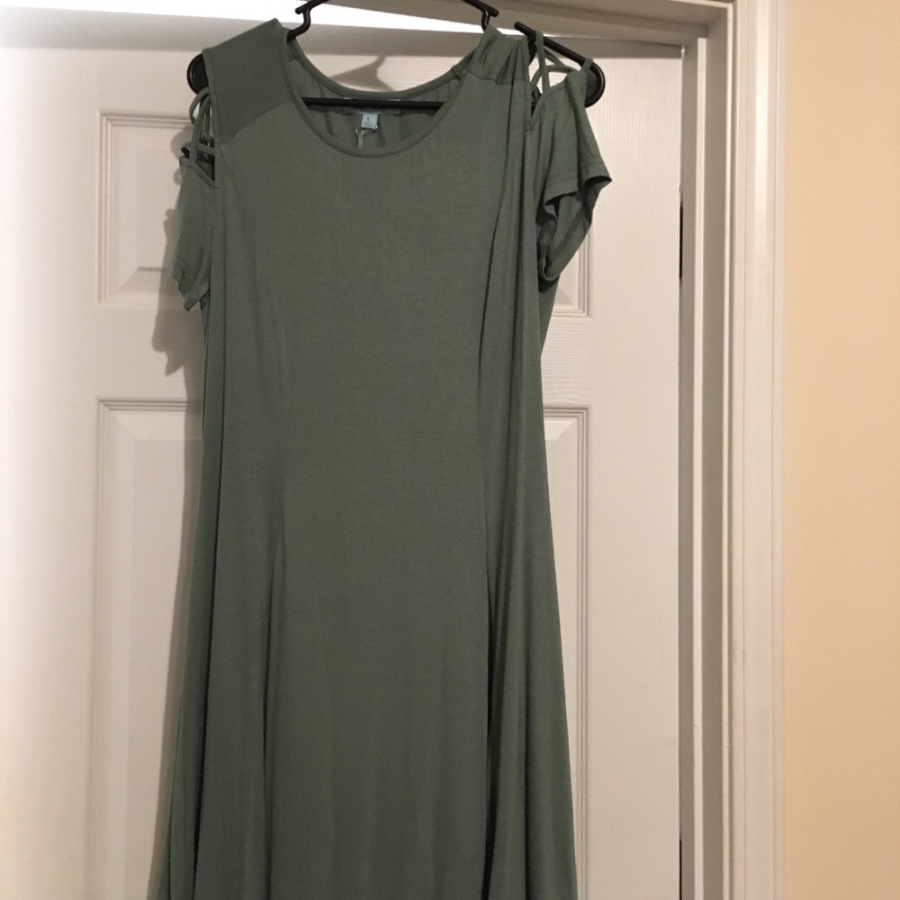 Green Dress with Cutout Sleeve Detail